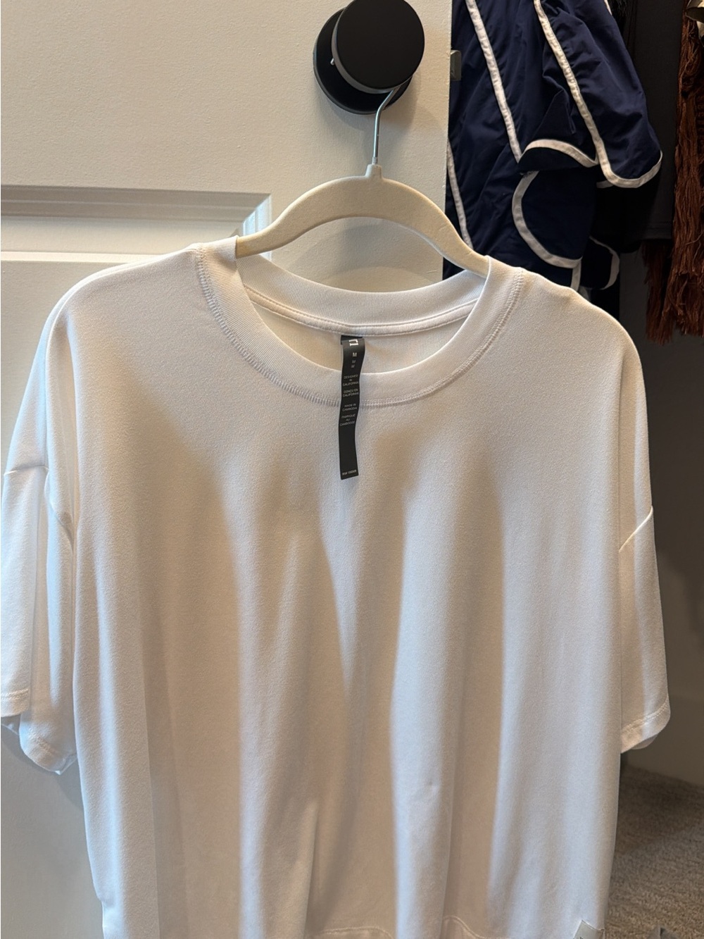Vuori White Short Sleeve Tee